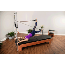 Реформер с трапецией Mundo Reformer Tower